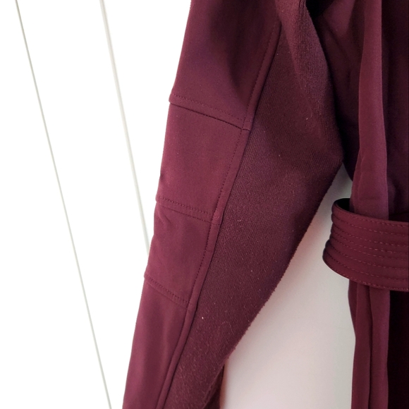 BCBG Fall/winter jacket - size L, fleece lined - Picture 5 of 7